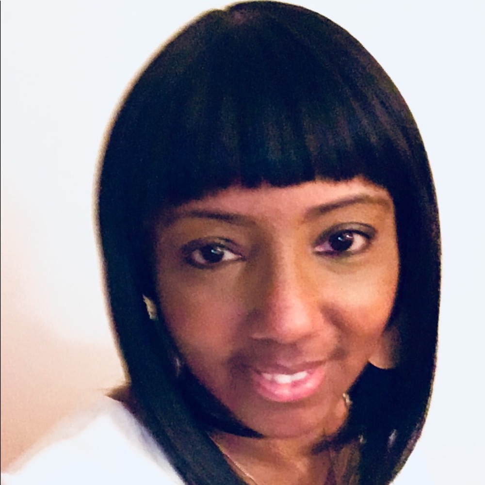 Meet your Posher, Lakeisha